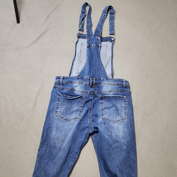 Women's Overalls Distressed Jeans Sz 13 Eighty Two Denim - Picture 12 of 15